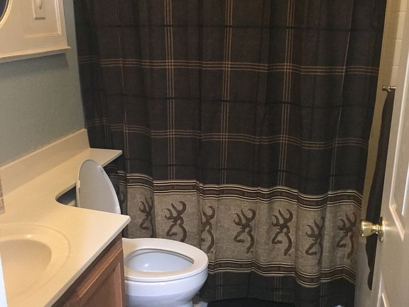 4th image of 2444 Bordona Dr