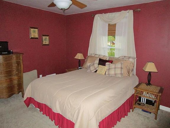 3rd image of 58890 County Road 111