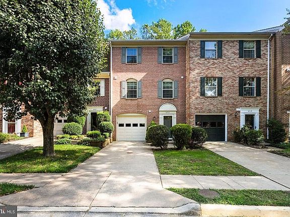 2nd image of 6707 Sunset Woods Ct