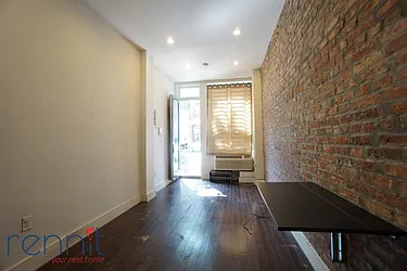 Rented by Rennit Inc.