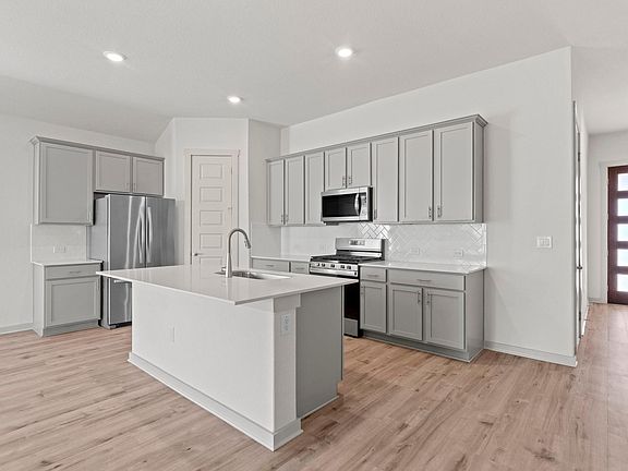 5th image of 2201 Bobtail Pass