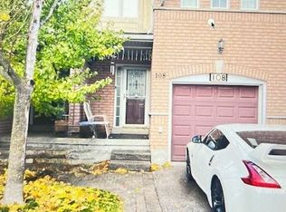 7115 Rexwood Rd #108, Mississauga, ON L4T 4L3