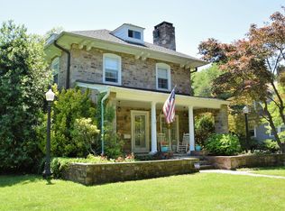 1610 Sheridan Ln, Norristown, PA 19403