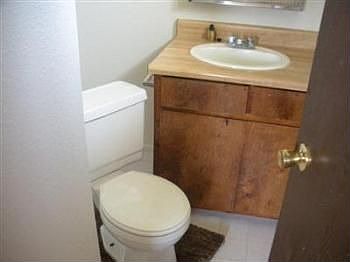 5th image of 2420 49th Ave