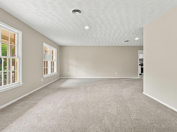 4th image of 3410 61st St