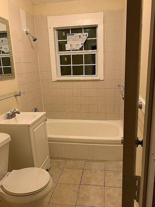 bathroom 309