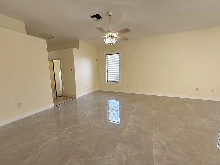 1024 Hagen Dr — Photo 35