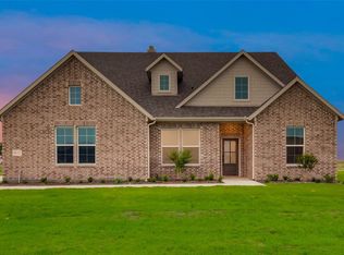 4112 Sanger Meadow Dr, Sanger, TX 76266