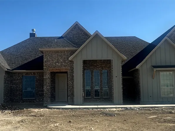 9444 Bluestem Ln, Justin, TX 76247
