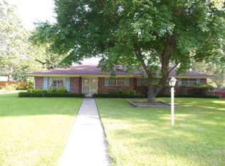 3 Smugglers Cv, Pine Bluff, AR 71603