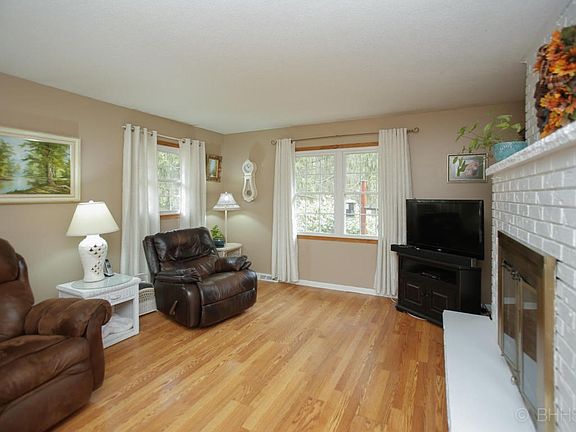 95 mary lou dr-105