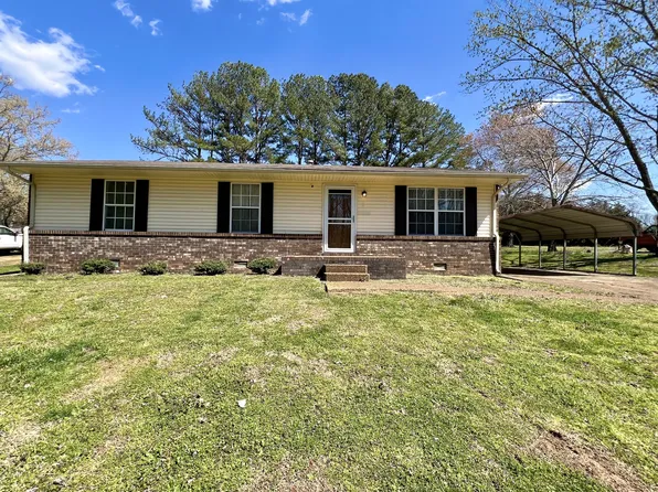 518 Littrell Rd, Loretto, TN 38469