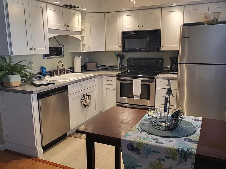 400 Base Ave E #227 — Photo 1