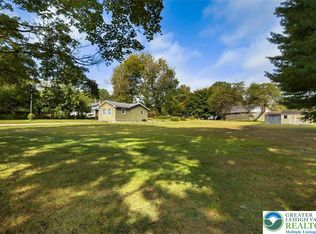 406 Jones St, Mount Bethel, PA 18343