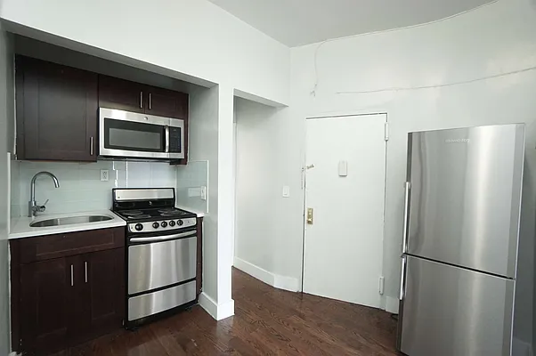 Rented by BRICK & GALO REALTY CORP | media 12