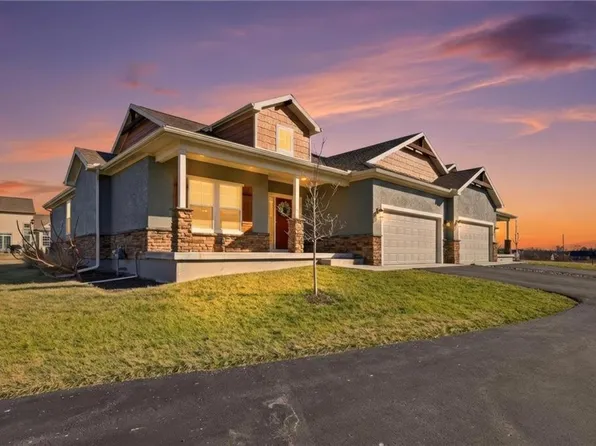 11782 S Deer Run St #12, Olathe, KS 66061