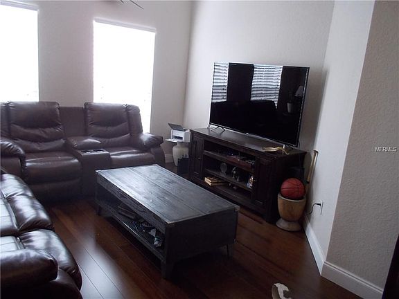 5th image of 501 S Moody Ave Unit 1131