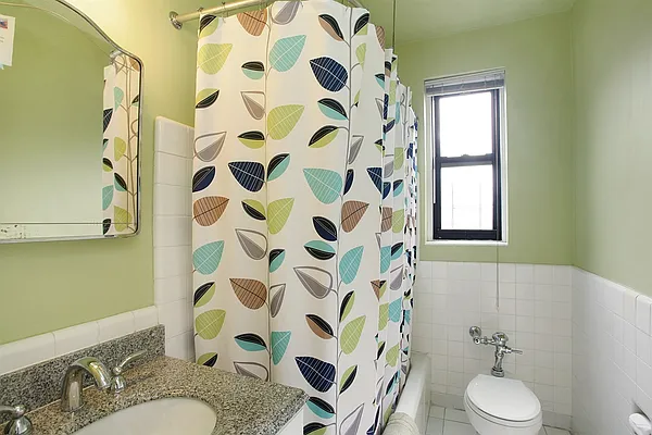 Sold by Corcoran | media 21