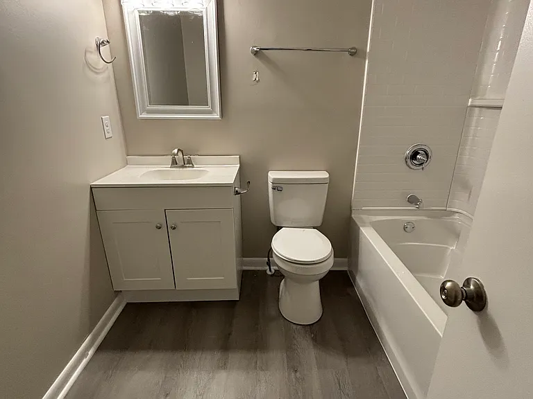 9 Adams Cir #A — Photo 14