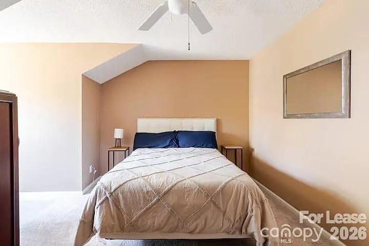 8263 Southgate Commons Dr — Photo 15
