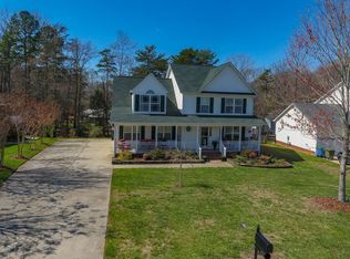 819 Savannah Place Dr, Fort Mill, SC 29715