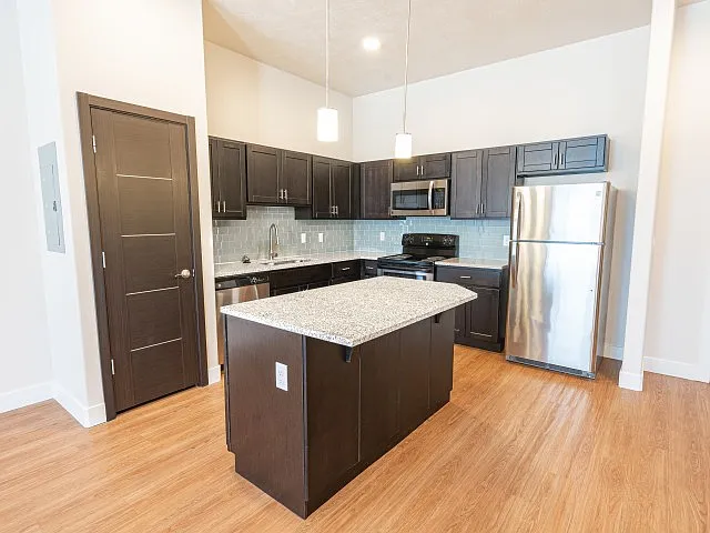 Fully Upgraded Kitchen with Island Fully Upgraded Kitchen with Island