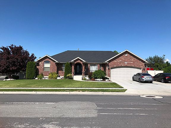5th image of 563 N 2625 W