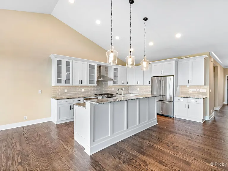 460 S Stone Ridge Dr — Photo 7