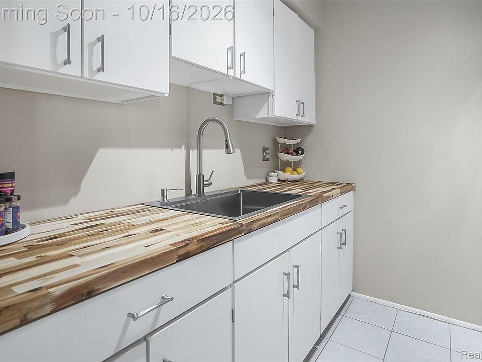 3421 Hillside Dr Apt 4, photo 11