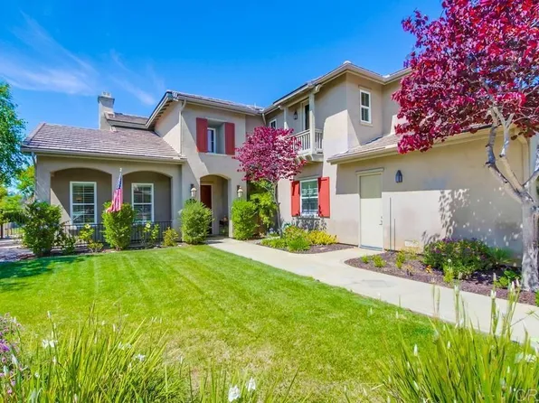 1681 Loch Ness Dr, Fallbrook, CA 92028