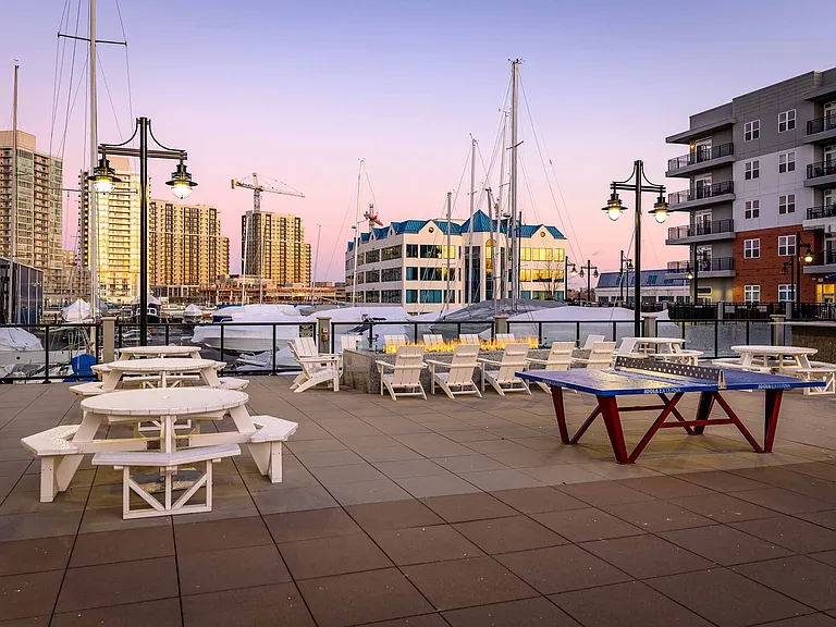 Harbor Landing — Photo 16