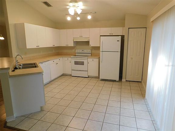 5th image of 653 Whisper Cove Ct