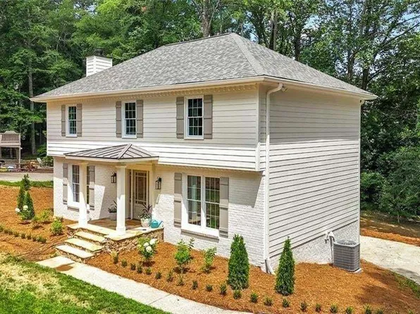 4587 Gilhams Rd NE, Roswell, GA 30075