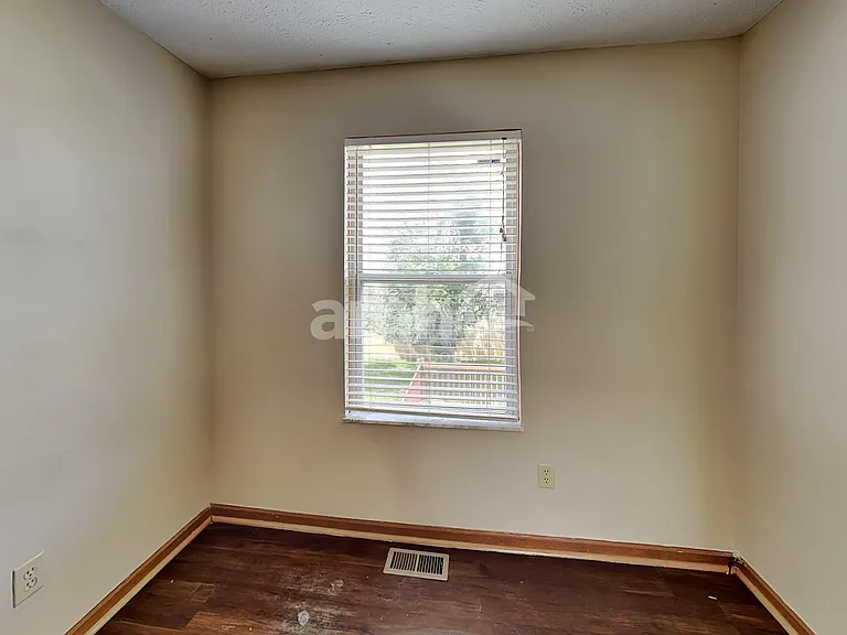 2759 Beal Dr — Photo 11