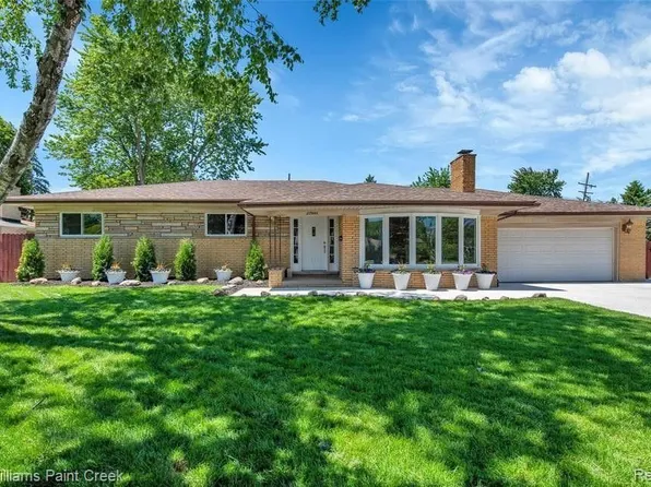 27995 Gail Dr, Warren, MI 48093