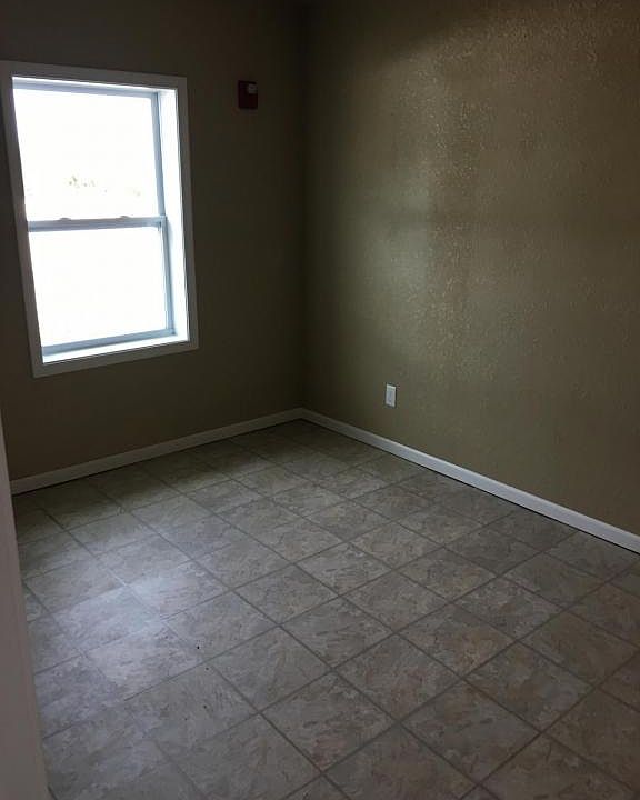 1st image of 510 N Silver St Unit 9