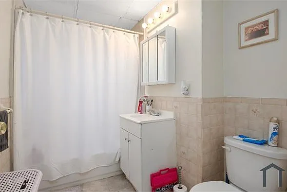 78 Collins St #2 — Photo 3