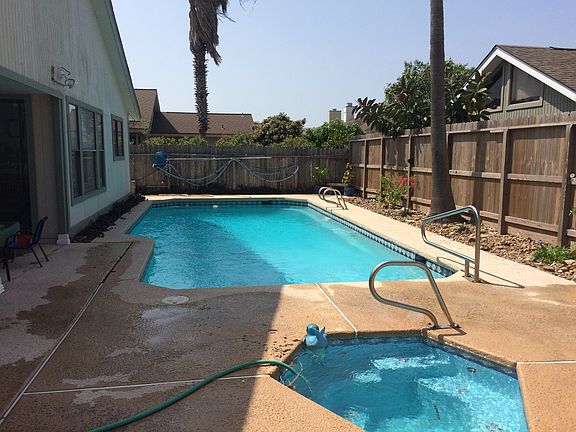 3rd image of 13618 Whitecap Blvd