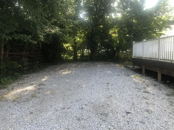 321 E University St, Bloomington, IN 47401