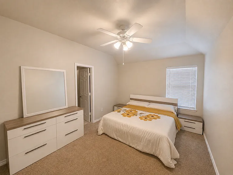 1622 Lake Travis Dr — Photo 20