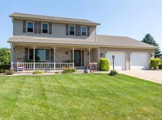52251 Campfire Ct, Granger, IN