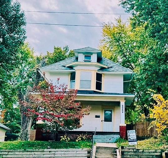 1st image of 2242 Francis St