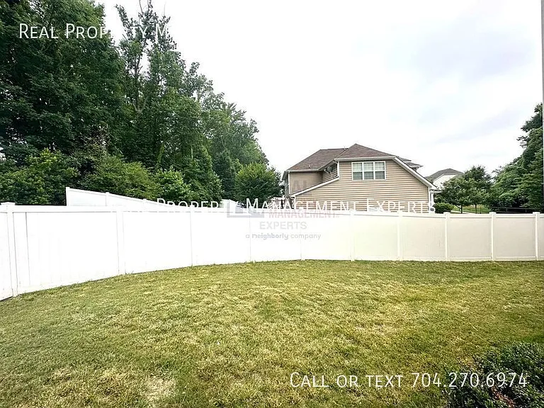 13102 Heath Grove Dr — Photo 14