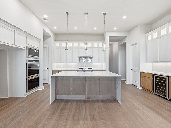 6th image of this home