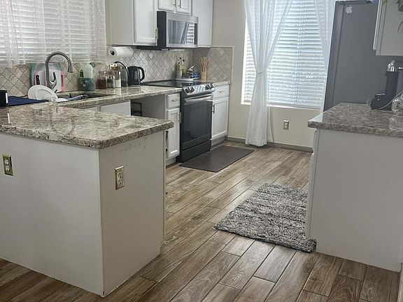 4th image of 6806 N 77th Dr