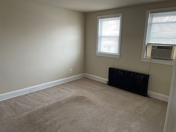 4th image of 23 S Prospect Ave #2