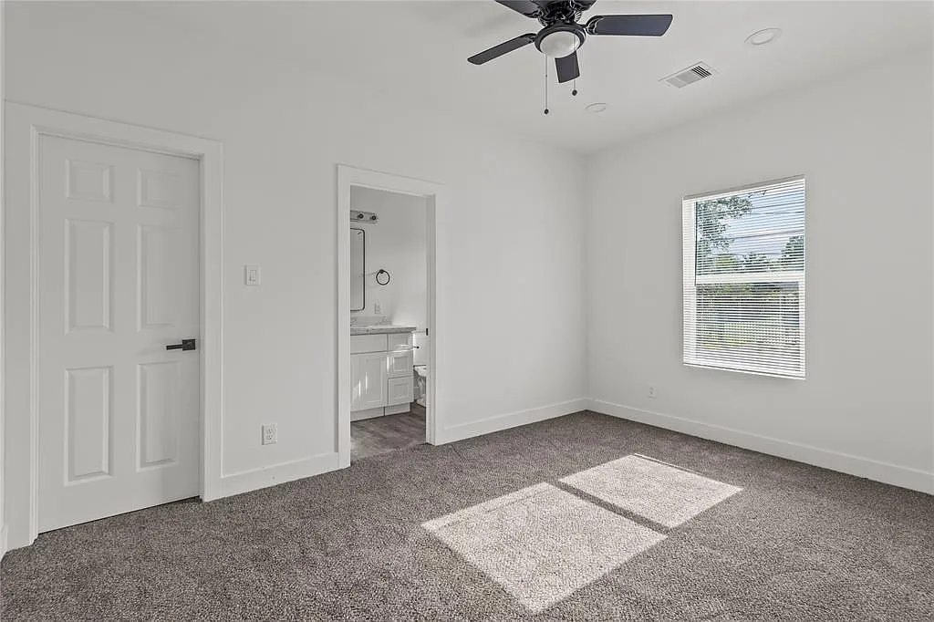 3 bed, 2.0 bath, $1,600 — Photo 4