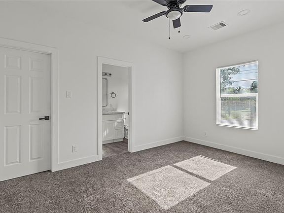 4th image of 8501 Denby St