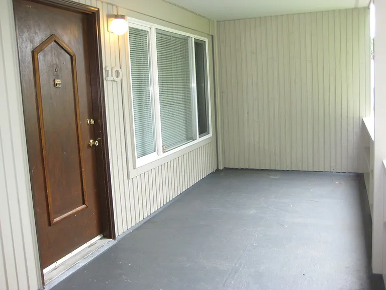 2509 N Stevens St — Photo 3
