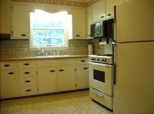 2934 E Glen Oaks Dr, Wichita, KS 67216